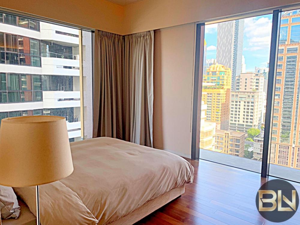 For SaleCondoWitthayu, Chidlom, Langsuan, Ploenchit : For sale/rent 𝐂𝐨𝐧𝐝𝐨 𝐇𝐚𝐧𝐬𝐚𝐫 𝐑𝐚𝐣𝐝𝐚𝐦𝐫𝐢  with private elevator.