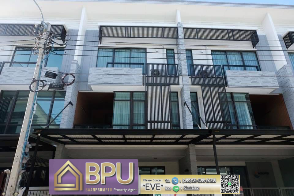 For RentTownhouseSamut Prakan,Samrong : ** 3 Bedrooms Town Home for Rent ** Plex Bangna near Mega Bangna