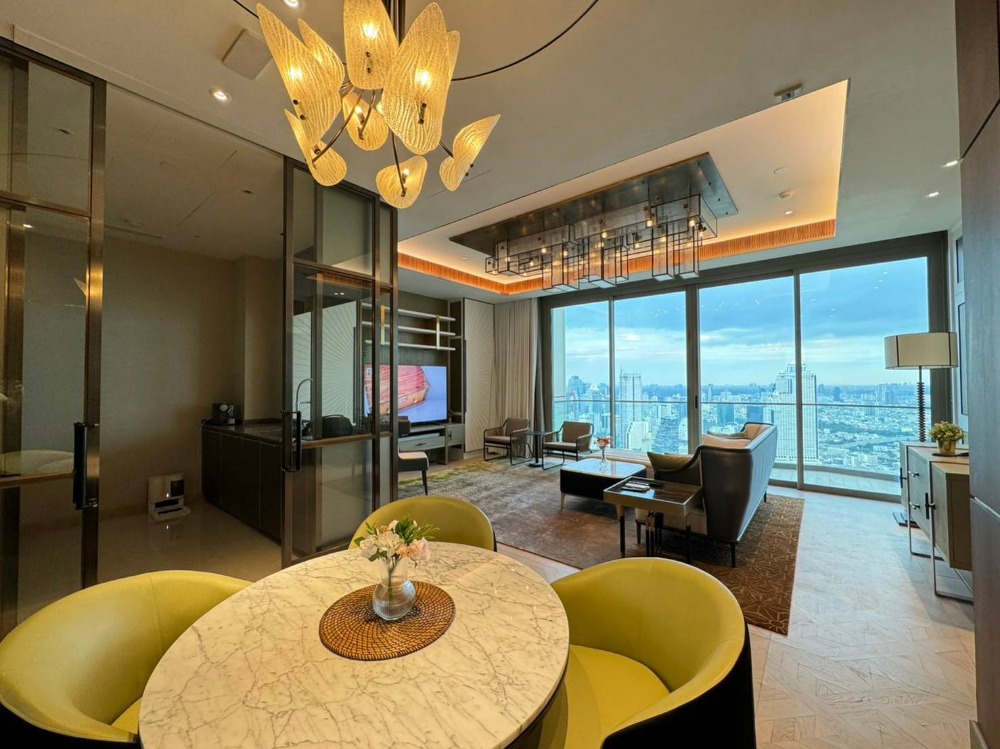 For RentCondoWongwianyai, Charoennakor : ♦ Modern Luxury style ♦ 40+ Floor, Chao Phraya River view | 2 bedrooms 151.71 sq.m. | Condominium next to Chao Phraya River, Icon siam, BTS Charoen Nakhon.