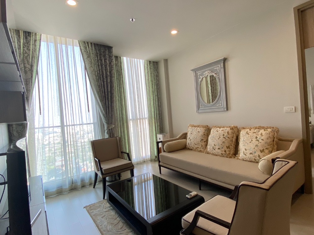 ให้เช่าคอนโดวิทยุ ชิดลม หลังสวน : Noble Ploenchit for rent, 2 Bed 2 Bath close to BTS Ploenchit [เช่า!! โนเบิลเพลินจิต 2 นอน 2 น้ำ ติด BTS เพลินจิต]