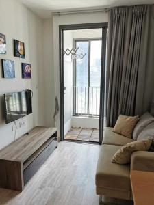 For RentCondoRama9, Petchburi, RCA : Condo for rent Ideo Mobi Rama9, fully furnished. Ready to move in