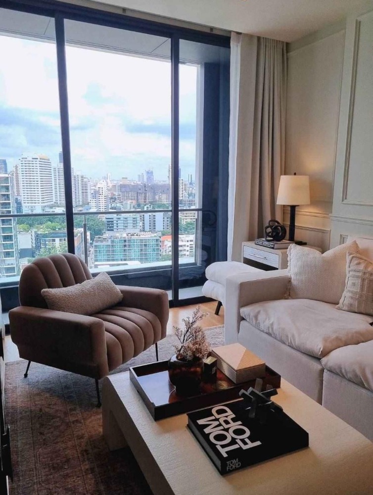 For RentCondoSukhumvit, Asoke, Thonglor : ♦ Good View ♦ 15+ floor 83.00 sq m. | 2 bedrooms, Corner room | Near BTS Thonglor 1 minute, BTS Phrom Phong 5 minutes, Emporium 5 minutes.