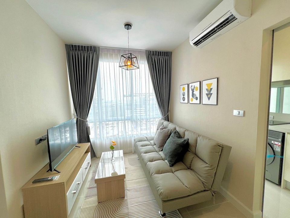 For RentCondoOnnut, Udomsuk : The Sky Sukhumvit, beautifully decorated room for rent, room size 35 sq m., 9th floor, fully furnished