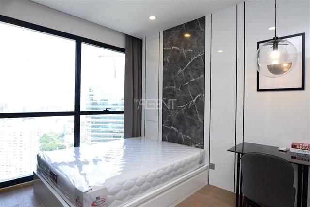 For SaleCondoSiam Paragon ,Chulalongkorn,Samyan : Urgent sale! Condo Ashton Chula Silom 6.35 including all decorations. Contact Kae 0839225703