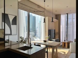 For RentCondoWitthayu, Chidlom, Langsuan, Ploenchit : For rent: Twenty Eight Chidlom (28 Chidlom), property code #KK257. If interested, contact @condo19 (with @ as well). Want to ask for details and see more pictures. Please contact and inquire.