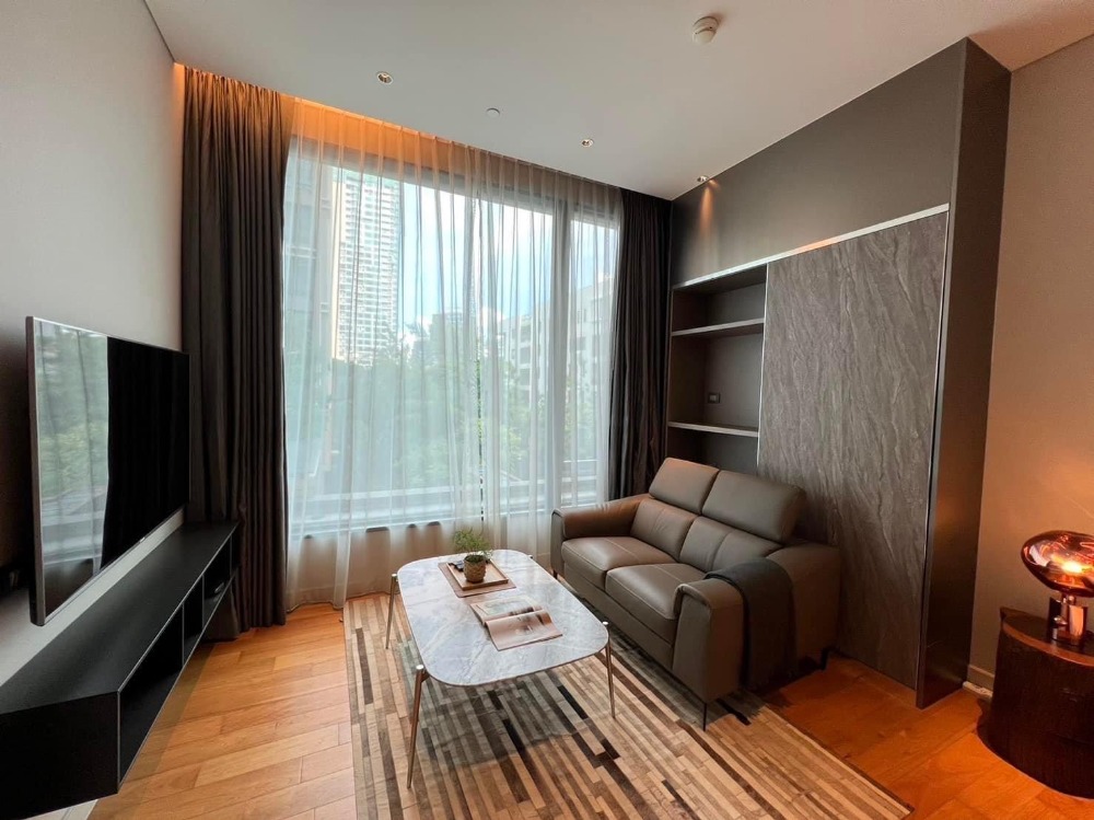 For RentCondoWitthayu, Chidlom, Langsuan, Ploenchit : 📌Condo for rent Sindhorn Residence  📌 Line : @jhrrealestate