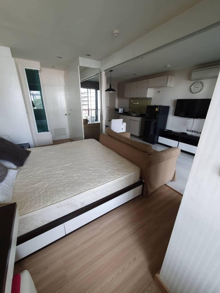 For SaleCondoSukhumvit, Asoke, Thonglor : Condo for sale  Tree Condo Ekamai fully furnished.