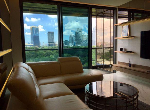 For RentCondoWitthayu, Chidlom, Langsuan, Ploenchit : For Rent Sindhorn Tonson 3 Bed 120,000