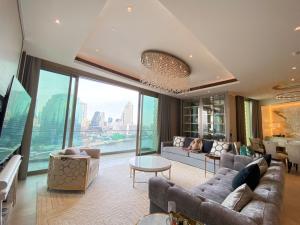 ขายคอนโดวงเวียนใหญ่ เจริญนคร : The Residences at Mandarin Oriental //. Luxury condominium