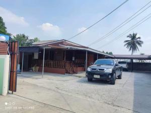 For SaleLandSriracha Laem Chabang Ban Bueng : Land for sale, Bueng, Sriracha, with house for rent. (Every house has tenants) suitable for investment.