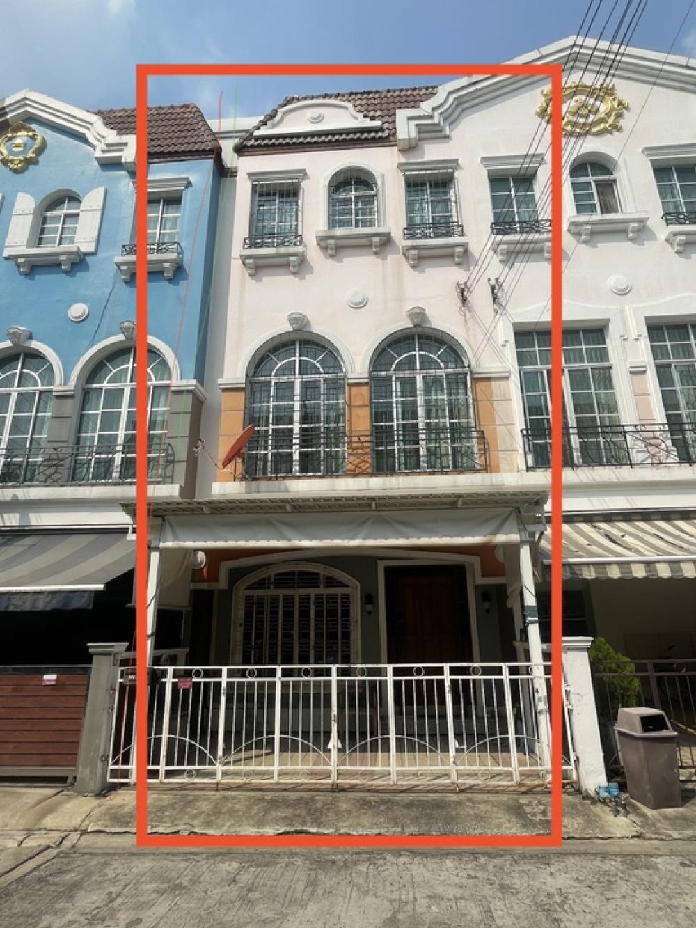 For SaleTownhouseOnnut, Udomsuk : Townhome 3 and a half floors Baan Klang Muang Luzern Sukhumvit 77 (On Nut 46) Baan Klang Muang Luzern Sukhumvit***5,000,000***