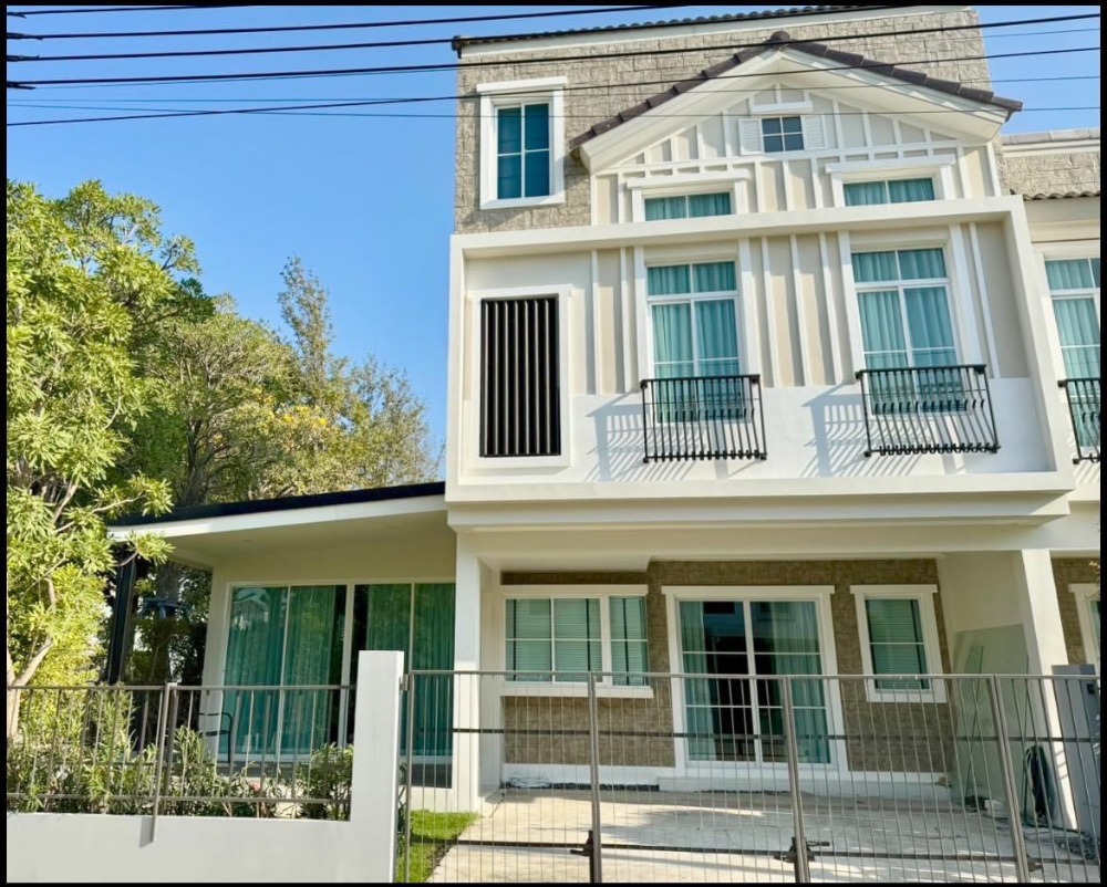 For SaleTownhouseBangna, Bearing, Lasalle : ♦ Scandinavia Style ♦ 2-Story Detached House, 51.00 sq.w. | 3 Bedrooms, 2 Parking Spaces | Near Prince Suvarnabhumi Hospital 8 mins, Mega Bangna 8 mins