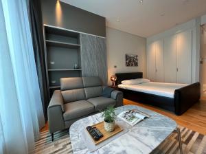 For RentCondoWitthayu, Chidlom, Langsuan, Ploenchit : Condo for rent: Sindhorn Residence, fully furnished. Ready to move in