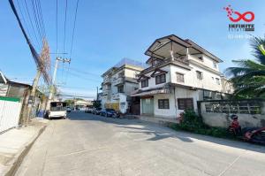 For SaleHousePathum Thani,Rangsit, Thammasat : 3-story detached house for sale, Soi Peer Non, Lam Luk Ka Road.