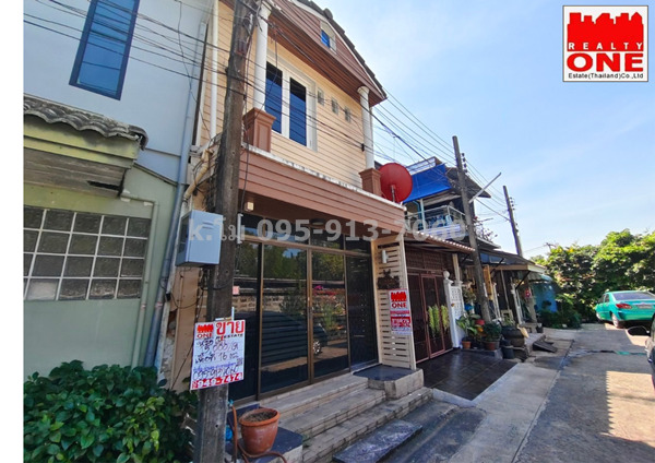 For SaleTownhouseLadprao101, Happy Land, The Mall Bang Kapi : For sale or rent townhouse, Sena Villa Village 84, Happyland Rd., Khlong Chan, Bang Kapi.