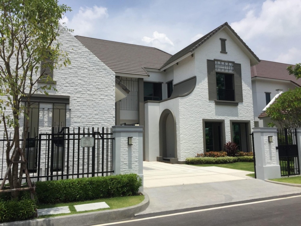 For SaleHouseBangna, Bearing, Lasalle : ♦ Ready to move in ♦  2 storey single house, 4 beds | 125.00 sq.w. Fully furnished | Near St. Joseph School Bangna 1 min, MRT Sri Bearing 6 mins.