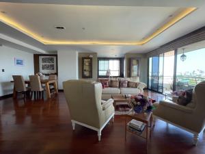 For SaleCondoRattanathibet, Sanambinna : Condo for sale along the Chao Phraya River, Riverine Place 4, Muang Nonthaburi.