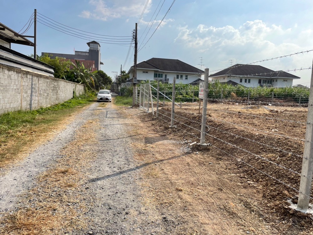 For SaleLandRama5, Ratchapruek, Bangkruai : Land for sale/rent, already filled in, 349 sq m. At the entrance of the alley there is BTS Sanambinnam.