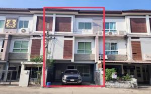 For RentHouseRama5, Ratchapruek, Bangkruai : 3-story townhome for rent, Tharadi Ratchaphruek, next to Ratchaphruek-Rattanathibet Road. Suitable for a home office.