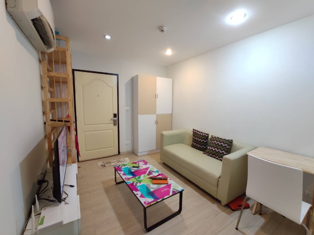 For RentCondoChaengwatana, Muangthong : Condo for rent the paint palette Ngamwongwan Soi 18 near the mall, pantip Nonthavej Hospital