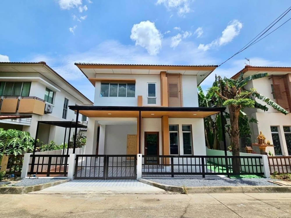 For SaleHouseNawamin, Ramindra : 2-storey twin house, Prompat Village, Greennova, Panya Natural Park Road, Soi Safari World, Fashion Island, The Promenade, Central Ramindra, Maruay Market, Siam Park, Safari World, Pink Line Train.