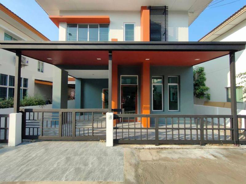 For SaleHouseNawamin, Ramindra : 2-storey twin house, Prompat Village, Greennova, Panya Natural Park Road, Soi Safari World, Fashion Island, The Promenade, Central Ramindra, Maruay Market, Siam Park, Safari World, Pink Line Train.