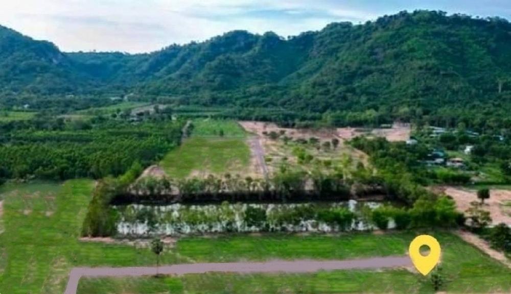 For SaleLandNakhon Nayok : Land for sale, Khao Phra Subdistrict, Nakhon Nayok Province, Red Garuda Title Deed, ready to transfer, owner selling himself (convenient to talk via Line)