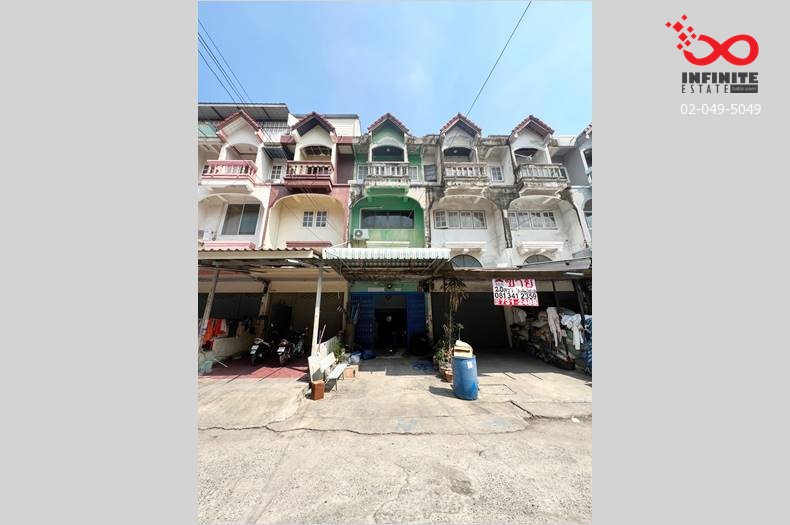 For SaleShophouseMin Buri, Romklao : Commercial building for sale, 3.5 floors, 20 square meters, Seri Thai Road.