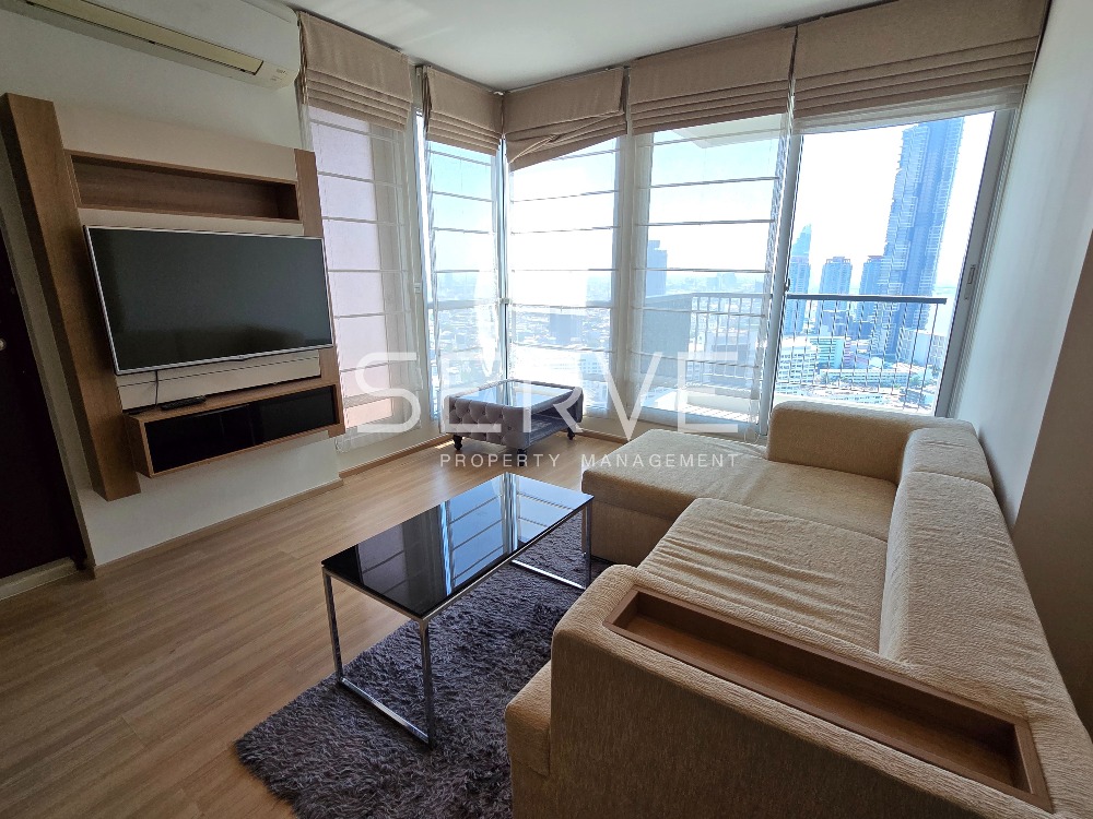 For RentCondoSathorn, Narathiwat : 2 Beds with Bathtub 63.23 sq.m. Super High Fl. 30+ Good Location BTS Saphan Taksin 340 m. at Rhythm Sathorn Condo / For Rent