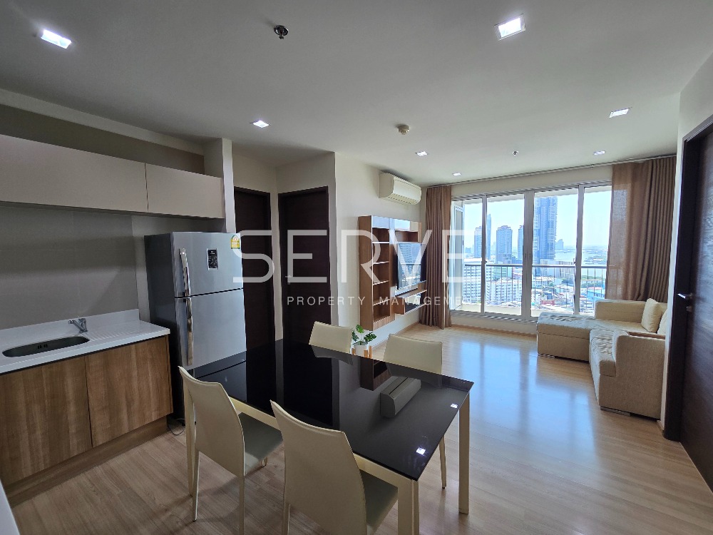 For RentCondoSathorn, Narathiwat : 2 Beds with Bathtub 66.37 sq.m. High Fl. Good Location BTS Saphan Taksin station 340 m. at Rhythm Sathorn Condo / For Rent