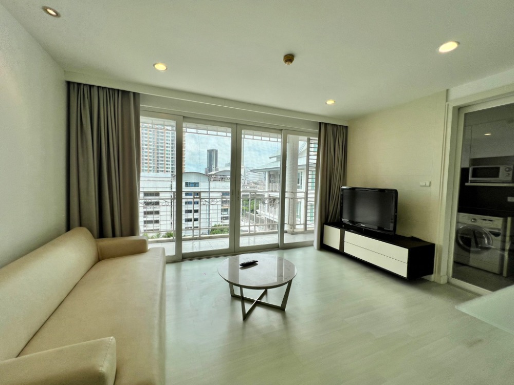 For RentCondoWongwianyai, Charoennakor : ( U20240702300 ) FOR RENT !! THE BANGKOK SATHORN-TAKSIN 2 bedrooms, 71 Sq.M. Nice room, High Floor ✨✨