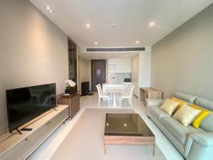 ให้เช่าคอนโดนานา : Mid Floor Fully Furnished 2 Beds Condo for Rent!