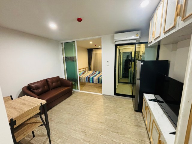 For SaleCondoVipawadee, Don Mueang, Lak Si : PZ310: Condo for sale, Reach Phahonyothin 52, area size 29.90 sq m, 400 meters from the entrance of the alley, opposite Ying Charoen Market. which is located Green Line Saphan Mai Station, Sai Mai District, Bangkok