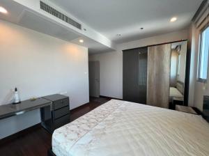 For RentCondoSathorn, Narathiwat : For Rent SUPALAI LITE Sathorn - Charoenrat 2 Bed with furniture, special price, near BTS Surasak Station.