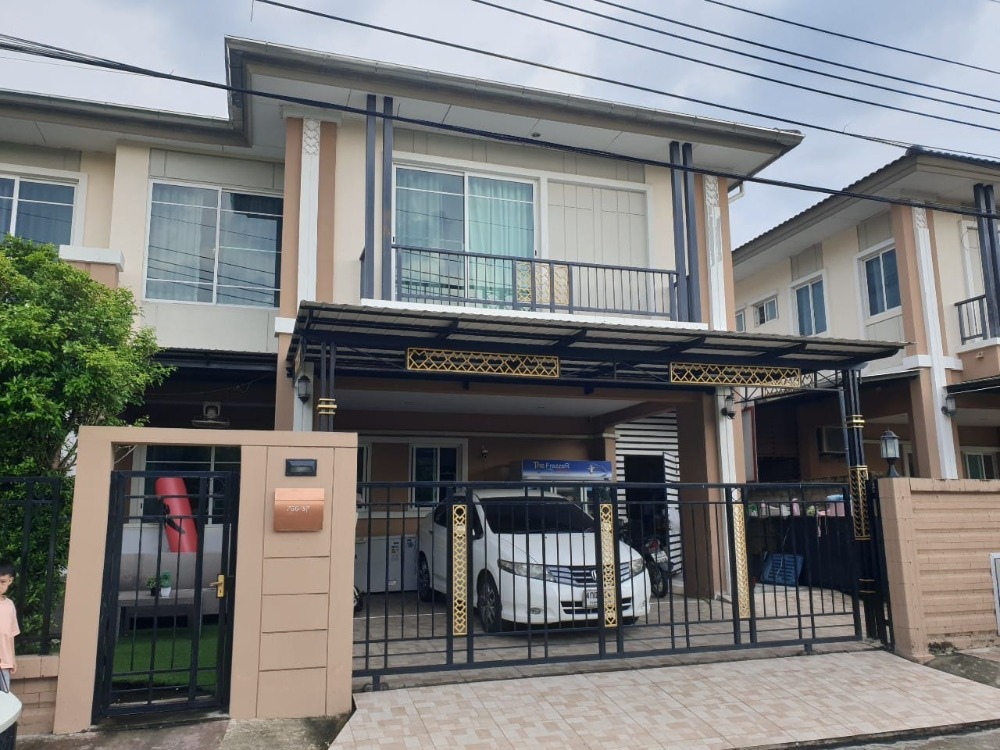 For SaleHousePattanakan, Srinakarin : Single house Passorn Prestige Pattanakarn 38 / 3 bedrooms (for sale), Passorn Prestige Pattanakarn 38 / Detached House 3 Bedrooms (FOR SALE) TIK448