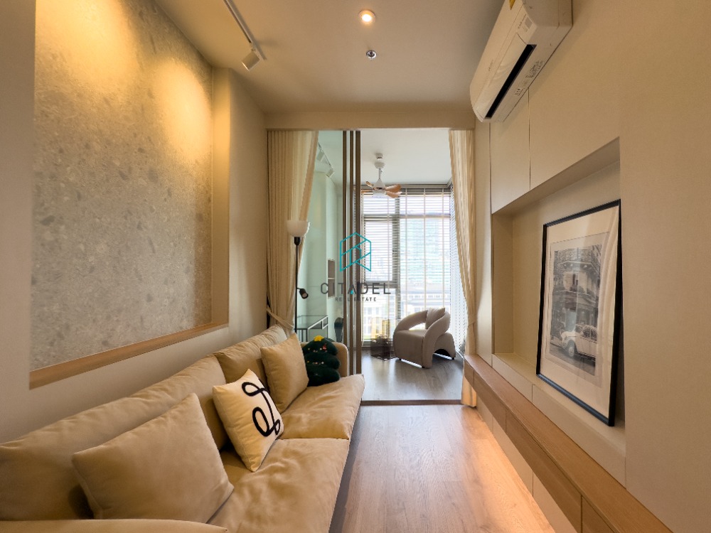 ให้เช่าคอนโดสุขุมวิท อโศก ทองหล่อ : RHYTHM EKKAMAI ESTATE - Nicely Furnished 1 Bed Plus Unit for Rent!