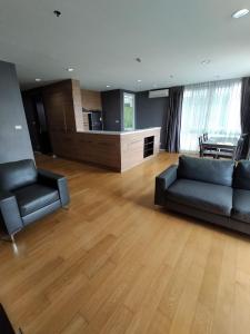 For RentCondoSukhumvit, Asoke, Thonglor : For rent Villa Sikhara 2 bedrooms ready to move in!