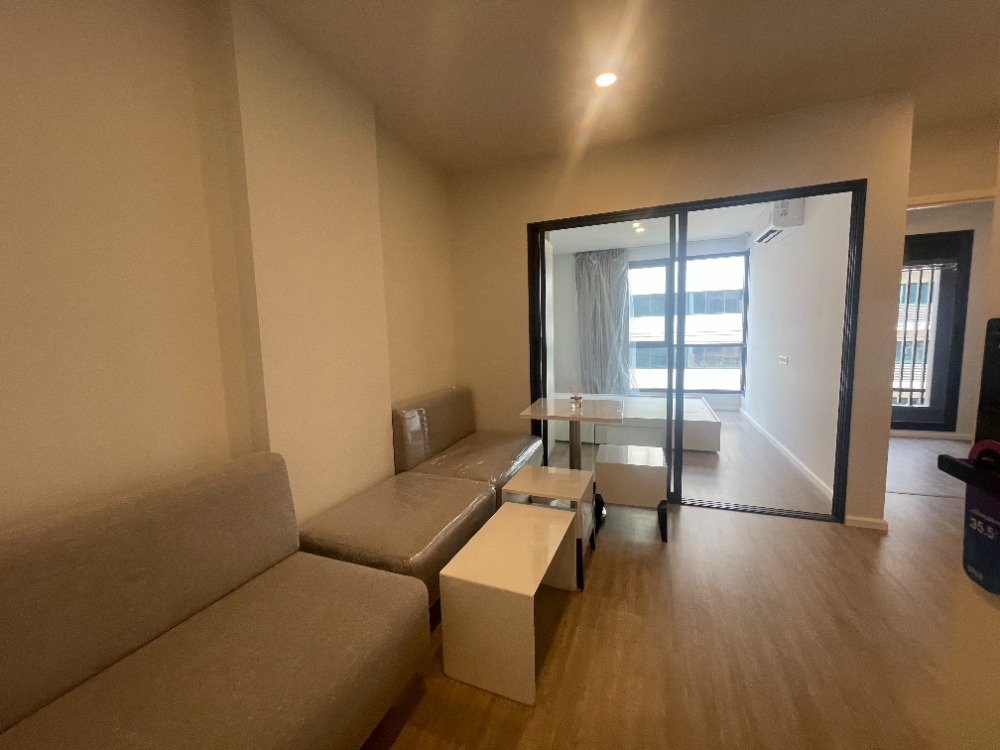 For SaleCondoOnnut, Udomsuk : 1 bedroom 1 bathroom 35 Sq.M BLUE Sukhumvit 89 [Foreigner Quota]