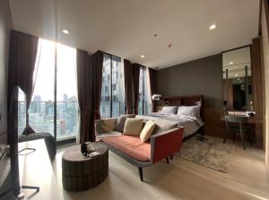 For RentCondoWitthayu, Chidlom, Langsuan, Ploenchit : Condo for rent, Noble Ploenchit, fully furnished, beautifully decorated room, ready to move in.