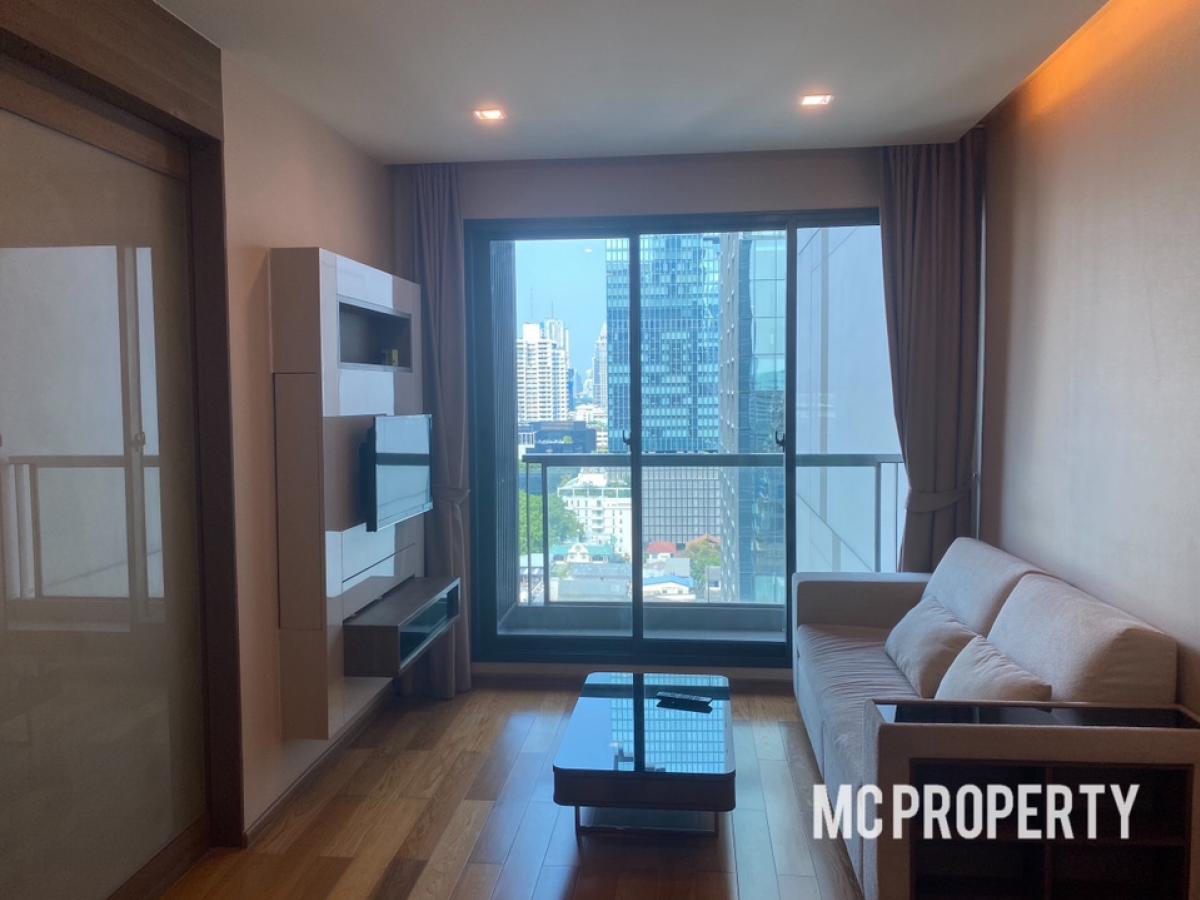 ขายคอนโดสาทร นราธิวาส : The Address Sathorn 1 bedroom for sale 46sqm Mahanakorn view tel 0816878954 line id 0816878954