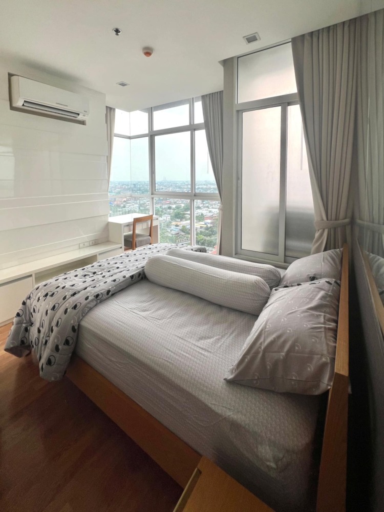 For RentCondoBangna, Bearing, Lasalle : Corner room with BTS view, reduced price!!! The Coast Bangkok, size 34.36 sq m, 24th floor, never had a tenant before.