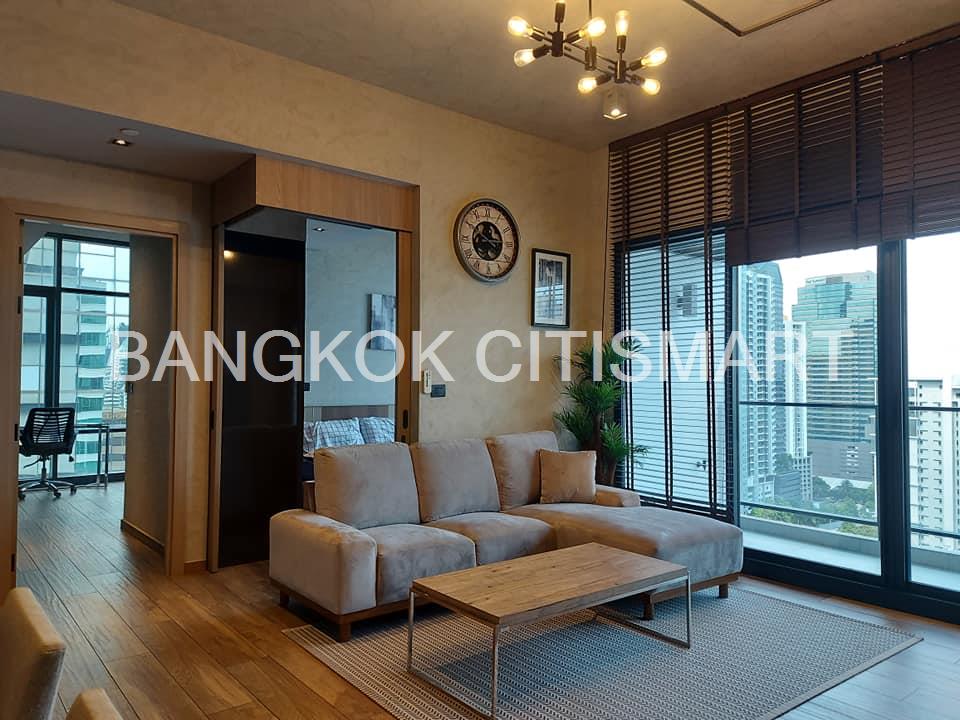 ขายคอนโดสุขุมวิท อโศก ทองหล่อ : ขาย!!! ห้องแต่งสวย 2 bed 2 bath 86 ตร.ม. The loft asoke ราคา 20.95 ลบ. Tell&Line : 0939256422