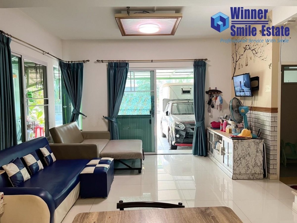 For SaleHouseMahachai Samut Sakhon : Single house for sale in Rama 2 zone, Villaggio 2 Rama 2 (Villaggio 2 Rama 2), lots of space, ready to add another 3 rooms next to the house, on Rama 2 location.