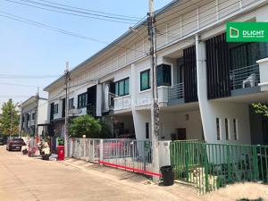 For SaleTownhouseNonthaburi, Bang Yai, Bangbuathong : 2-story townhouse, Baan Lapawan 23, Ratchaphruek-Chaiyaphruek Ring Road, 25 sq m, 100 sq m, 2 bedrooms, 2 bathrooms, price 2.9 million baht.