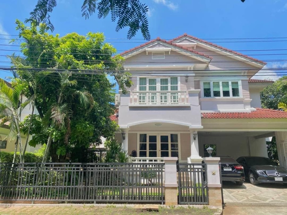 For SaleHouseSamut Prakan,Samrong : ♦ Luxuriois Modern ♦ 2-story single house, 83.50 sq.w., 3 bedrooms | Near Paolo Samut Prakan Hospital 5 mins, HomePro Srinakarin 7 mins, Lotus Srinakarin 7 mins