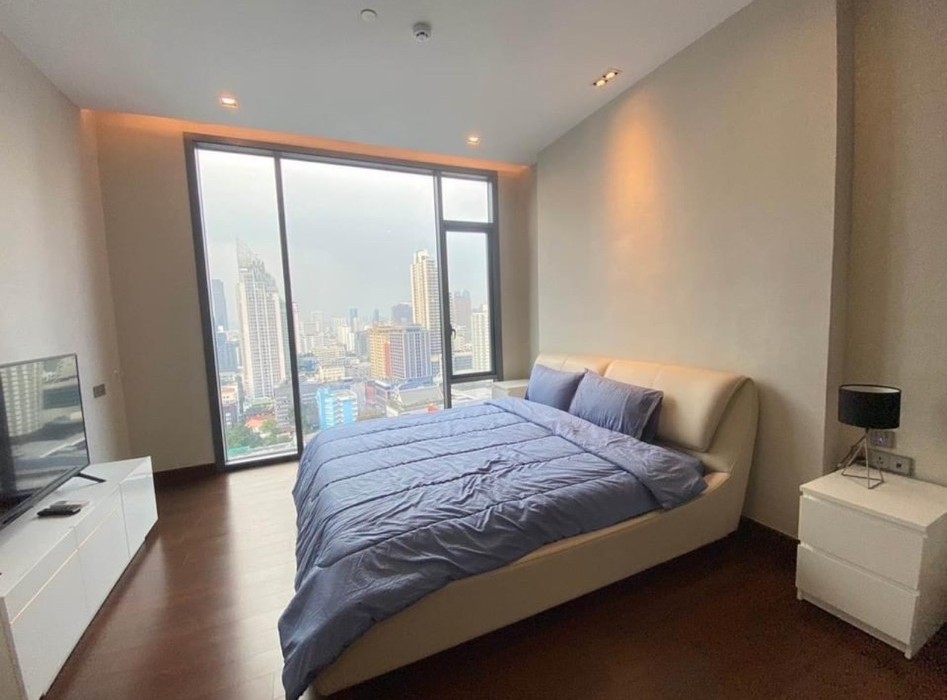 For RentCondoNana, North Nana,Sukhumvit13, Soi Nana : ♦ High rise ♦ 20+ Floor 93.00 sq.m. | 2 Beds, Fully furnished | Condo next to BTS Nana, Korean Town Sukhumvit Plaza 1 min., Central Embassy 3 mins., pour Terminal 21 4 mins.