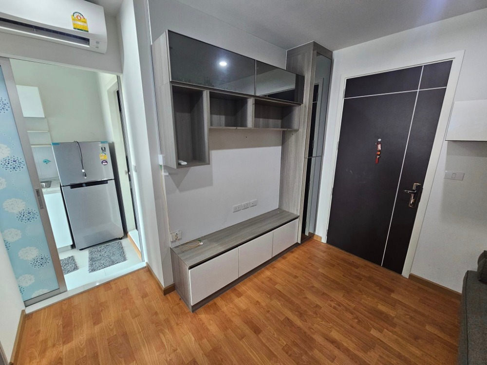 For RentCondoBang kae, Phetkasem : For rent, beautiful room with washing machine, Condo The President Phetkasem - Bang Khae, near MRT Lak Song.