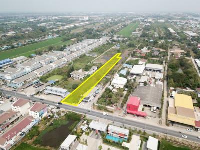 For RentLandNonthaburi, Bang Yai, Bangbuathong : Land for rent on Ban Kluay Road, Sai Noi, near Bang Bua Thong, 3 rai 16 sq m, suitable for business, trade, warehouse.