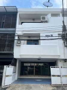 For SaleTownhouseRatchathewi,Phayathai : Sailom Home Office Village / 4 Bedrooms (SALE) NUB600