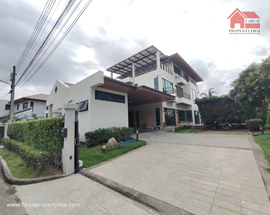 For RentHousePattanakan, Srinakarin : For rent: 3-storey mansion, swimming pool, area 200 square wah, 6 bedrooms, 8 bathrooms, air conditioner, furniture, Rama 9 Road, Motorway, rental price 350,000 baht/month